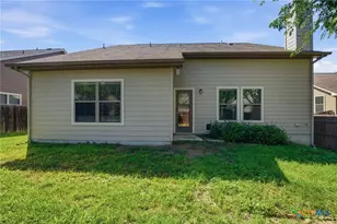 821 Wall St, New Braunfels, TX 78130 - Photo 27