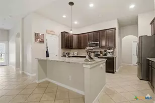 821 Wall St, New Braunfels, TX 78130 - Photo 11