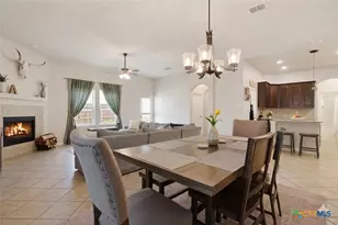 821 Wall St, New Braunfels, TX 78130 - Photo 5
