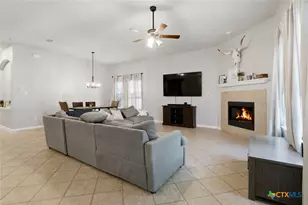 821 Wall St, New Braunfels, TX 78130 - Photo 7