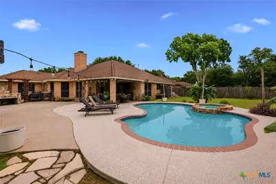 601 Masters Drive, Victoria, TX 77904 - Photo 3