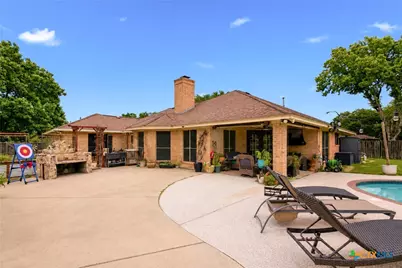 601 Masters Drive, Victoria, TX 77904 - Photo 39