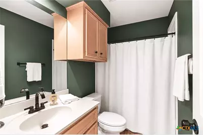 601 Masters Drive, Victoria, TX 77904 - Photo 27