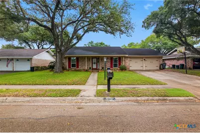 1307 Plantation Road, Victoria, TX 77904 - Photo 3