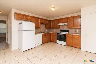 609 Bermuda #A, Copperas Cove, TX 76522 - Photo 5