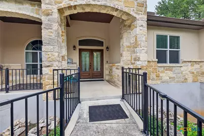 219 Winding View, New Braunfels, TX 78132 - Photo 5