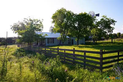 1077 Adobe Creek Road, Fredericksburg, TX 78624 - Photo 11