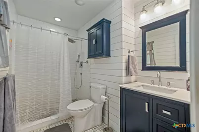 519 Travis Street, Port Lavaca, TX 77979 - Photo 21