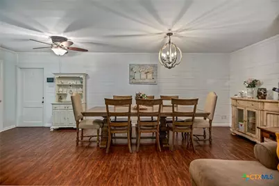 519 Travis Street, Port Lavaca, TX 77979 - Photo 7