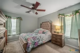 519 Travis St, Port Lavaca, TX 77979 - Photo 19