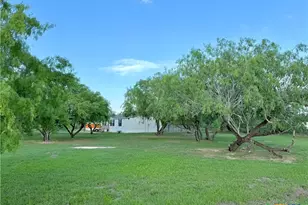 104 Estelle Ln, Victoria, TX 77905 - Photo 47