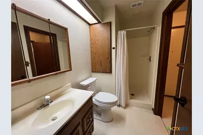 1020 Madeline Street, New Braunfels, TX 78132 - Photo 7