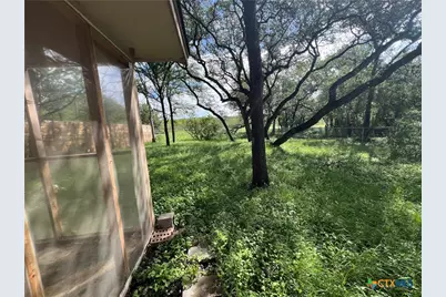 1020 Madeline Street, New Braunfels, TX 78132 - Photo 19
