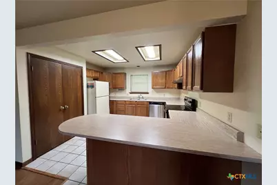 1020 Madeline Street, New Braunfels, TX 78132 - Photo 3