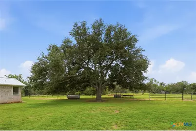 10210 S State Highway 123, Seguin, TX 78155 - Photo 43