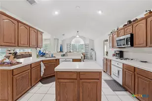 10210 S State Hwy 123, Seguin, TX 78155 - Photo 15