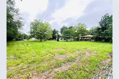 305 Yale Street, Cameron, TX 76520 - Photo 15