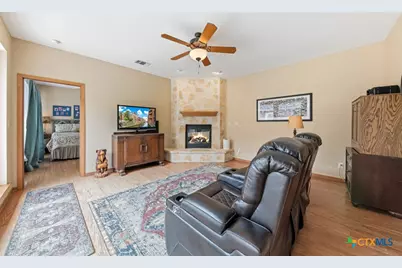 71 Horseshoe Trail, New Braunfels, TX 78130 - Photo 15