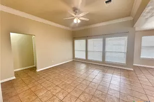 2062 N Ranch Estates Blvd, New Braunfels, TX 78130 - Photo 11