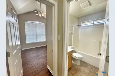 2062 N Ranch Estates Boulevard, New Braunfels, TX 78130 - Photo 21