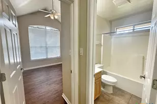 2062 N Ranch Estates Blvd, New Braunfels, TX 78130 - Photo 21