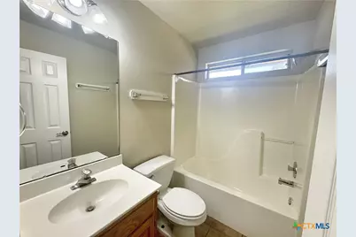 2062 N Ranch Estates Boulevard, New Braunfels, TX 78130 - Photo 27