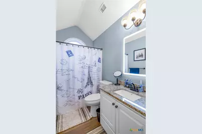 201 Amberglow Court, Victoria, TX 77904 - Photo 17