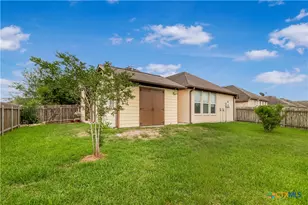 201 Amberglow Ct, Victoria, TX 77904 - Photo 21