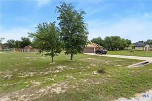 301 Sunrise Hills, Lampasas, TX 76550 - Photo 5