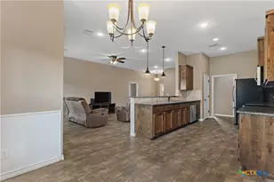 301 Sunrise Hills, Lampasas, TX 76550 - Photo 17