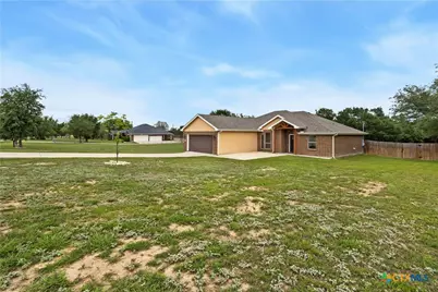301 Sunrise Hills, Lampasas, TX 76550 - Photo 3