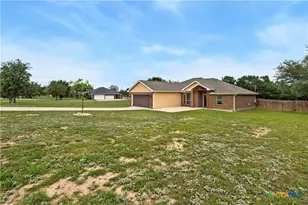 301 Sunrise Hills, Lampasas, TX 76550 - Photo 3