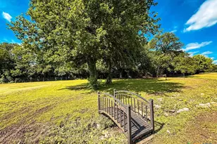 1708 S Wall St, Belton, TX 76513 - Photo 39