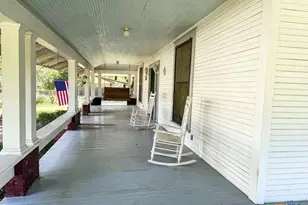 1708 S Wall St, Belton, TX 76513 - Photo 5