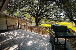 1708 S Wall St, Belton, TX 76513 - Photo 33