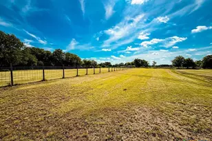 1708 S Wall St, Belton, TX 76513 - Photo 45