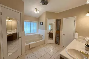 1708 S Wall St, Belton, TX 76513 - Photo 17