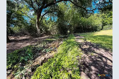 1708 S Wall Street, Belton, TX 76513 - Photo 41