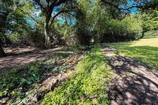1708 S Wall St, Belton, TX 76513 - Photo 41
