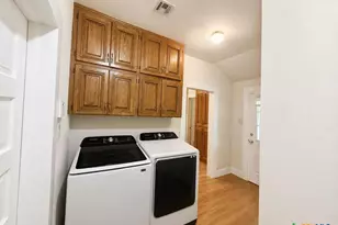 1708 S Wall St, Belton, TX 76513 - Photo 23