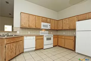 301 Jeff Gordon Dr, Harker Heights, TX 76548 - Photo 3