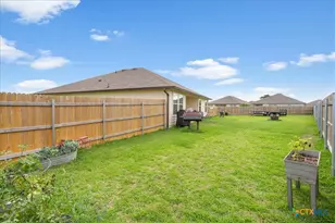 1000 Velvet Ct, Troy, TX 76579 - Photo 23