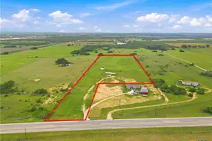 4488 State Hwy 97, Floresville, TX 78114 - Photo 1