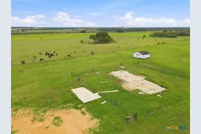 4488 State Highway 97, Floresville, TX 78114 - Photo 7