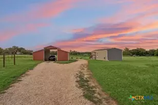 295 McKnight Rd, Seguin, TX 78155 - Photo 33