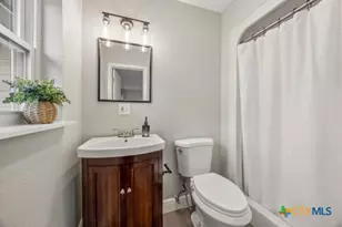 295 McKnight Rd, Seguin, TX 78155 - Photo 17
