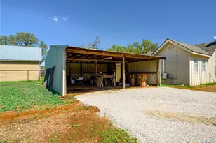 103 N Ave Q, Johnson City, TX 78636 - Photo 23
