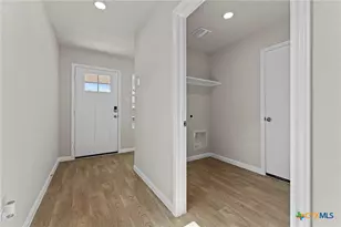 140 Raymondville Path, San Marcos, TX 78666 - Photo 3