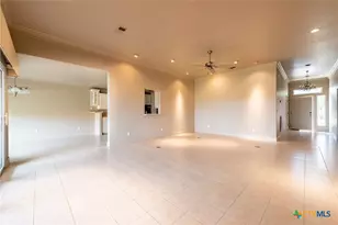 139 Georgia Pl, New Braunfels, TX 78130 - Photo 3