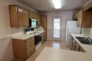 2104 Terrace Dr, Copperas Cove, TX 76522 - Photo 3